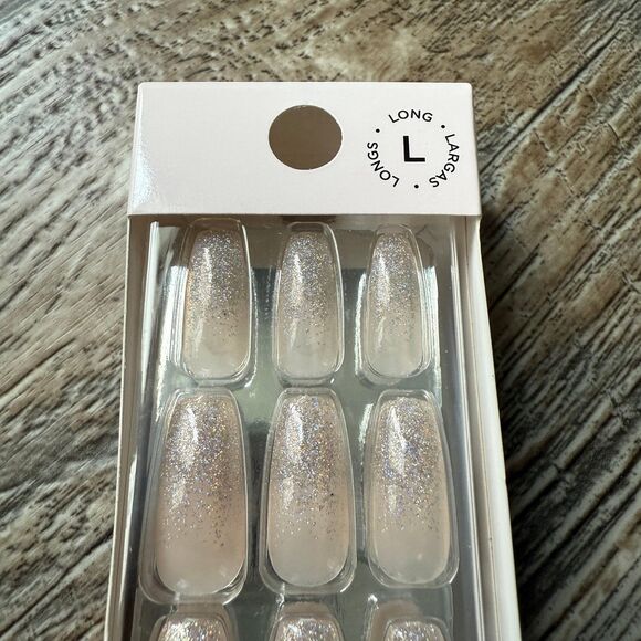 Nailbliss Long Coffin Holographic Glitter Nails - Picture 2 of 7